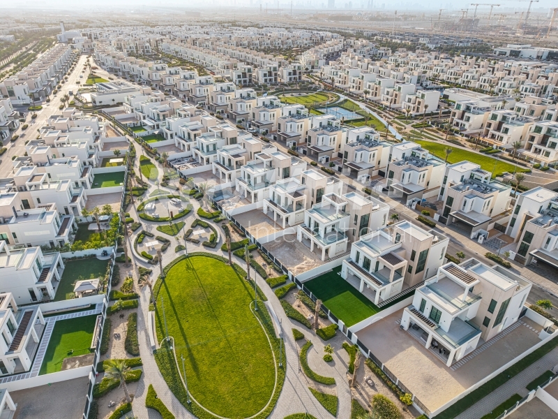 4BR Family Villa| Parkside Living| Spacious Garden Caya Arabian Ranches 3 Dubai
