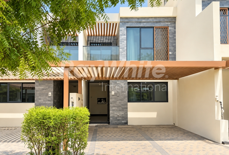 Single Row | Huge Plot | Investor's Deal Silver Springs 3 DAMAC Hills Dubai