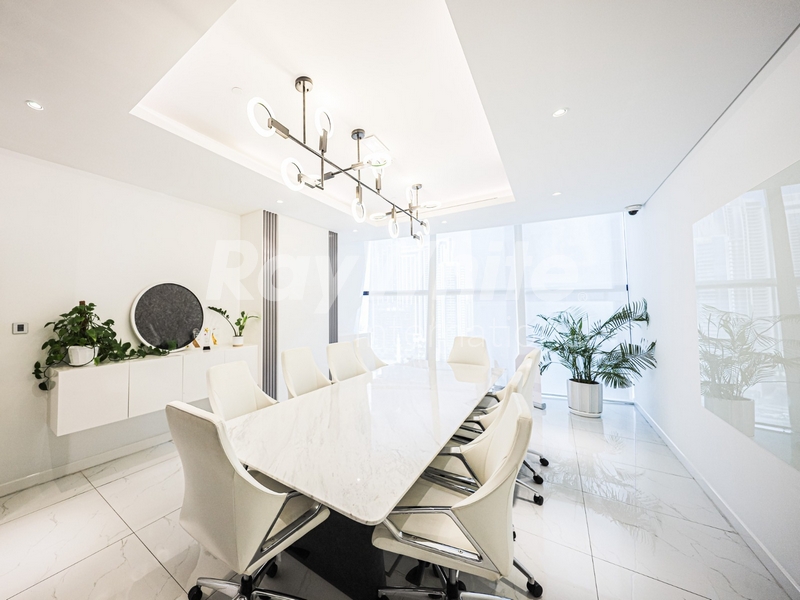 Spacious | Burj Khalifa and Canal view| Luxurious The OPUS Business Bay Dubai