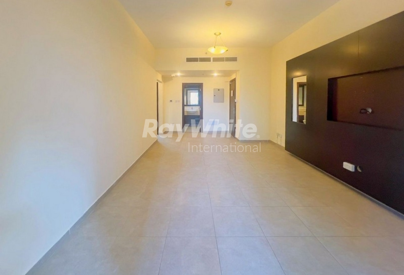 Spacious 1BR | Vacant and Ready to Move In Deema Residence Barsha Heights(Tecom) Dubai